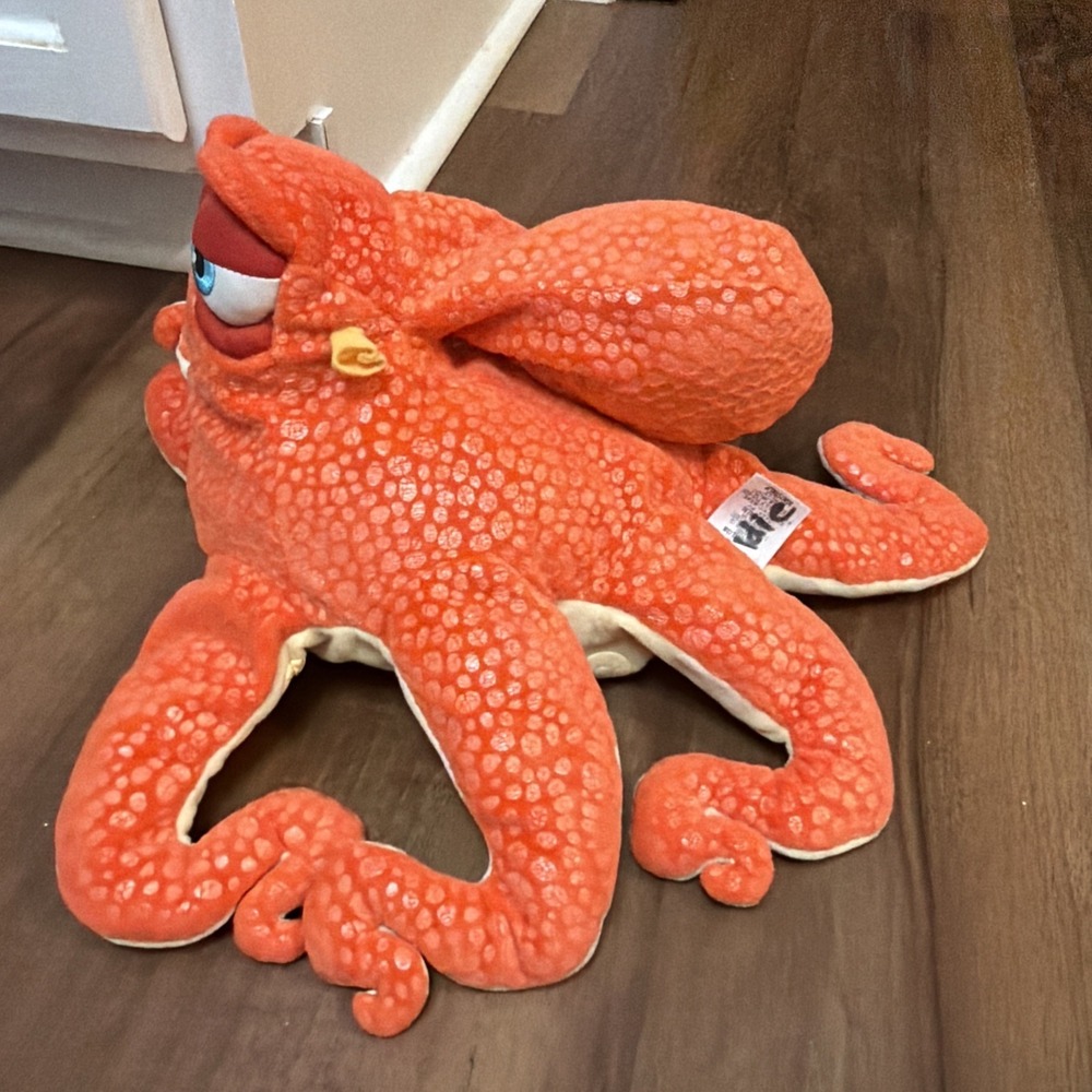 Disney Store Hank Octopus Plush 16" Finding Dory Plush Nemo - Picture 8 of 8